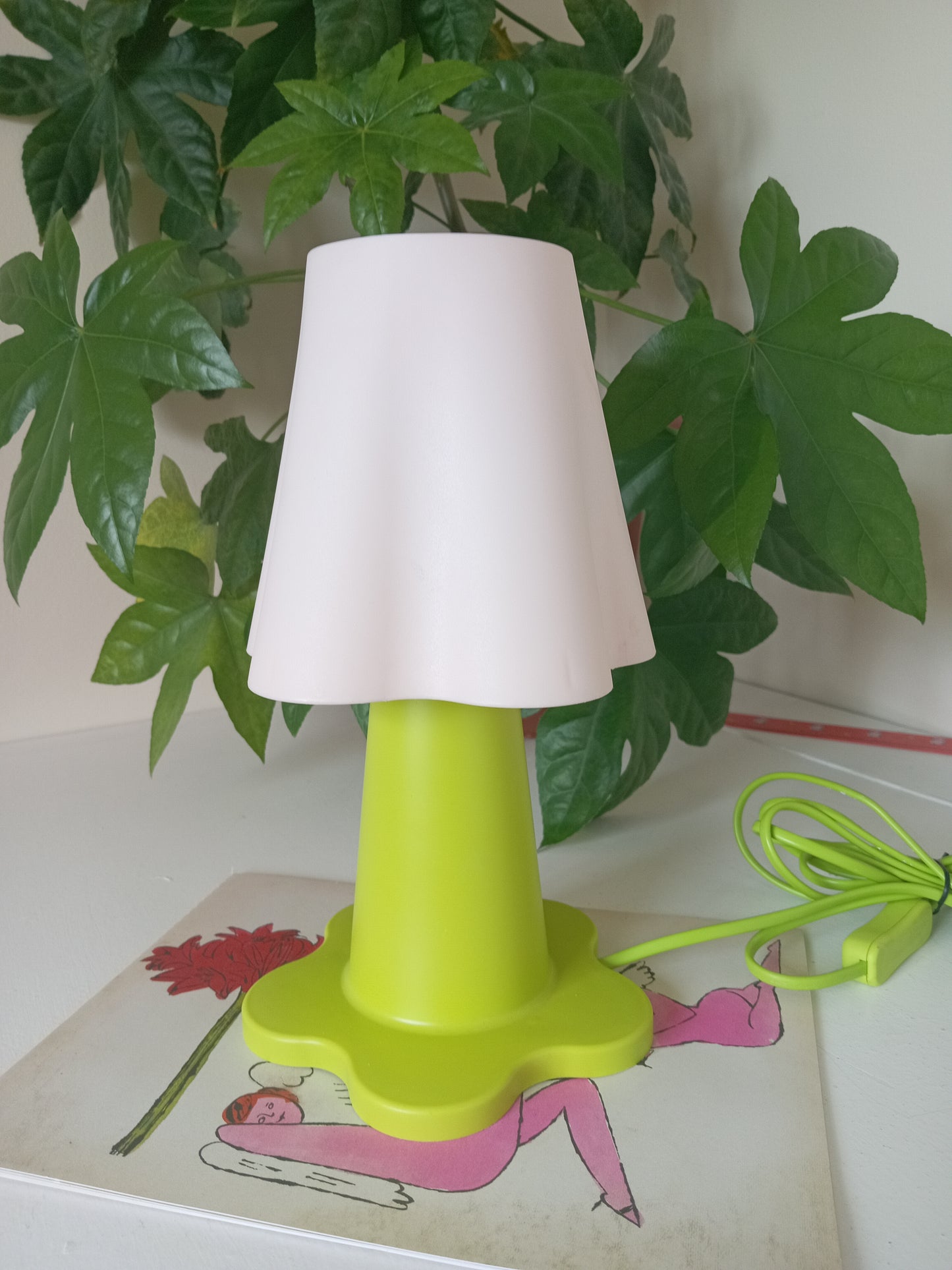 Vintage 00s IKEA Mammat Tulip Lamp