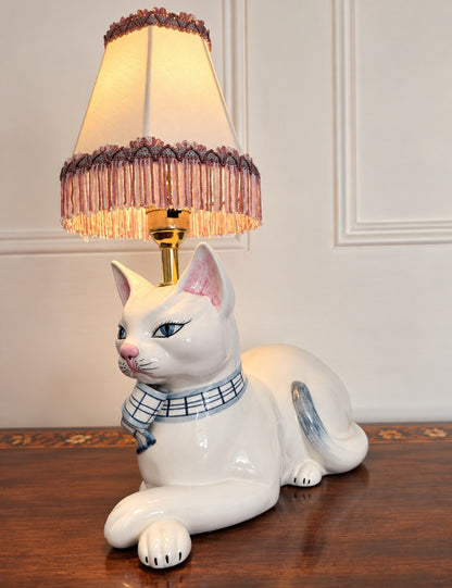 Beautiful Reworked Italian Cat Lamp 💙