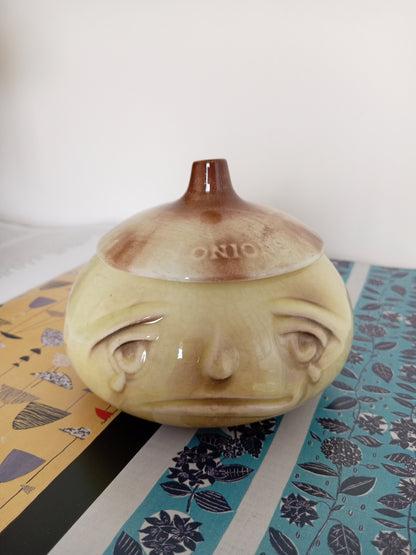 Vintage Sylvac Crying Onion Pot