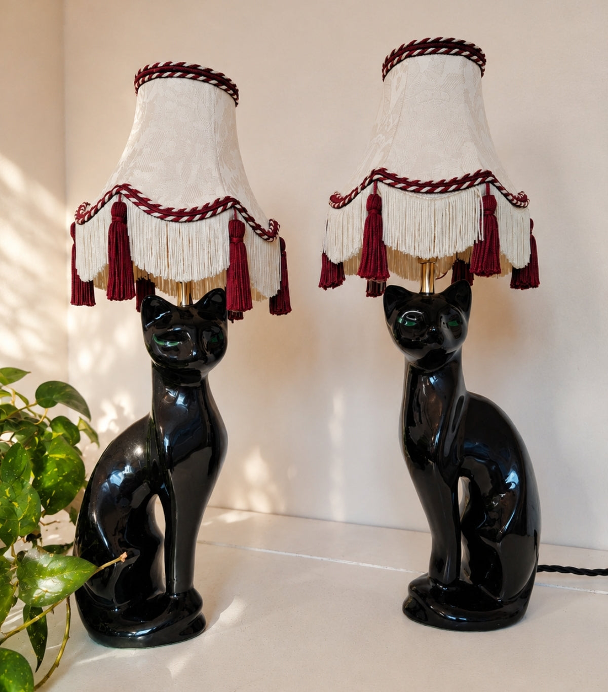 Pair of Vintage Reworked Black Cat Lamps 🐈‍⬛🐈‍⬛💚