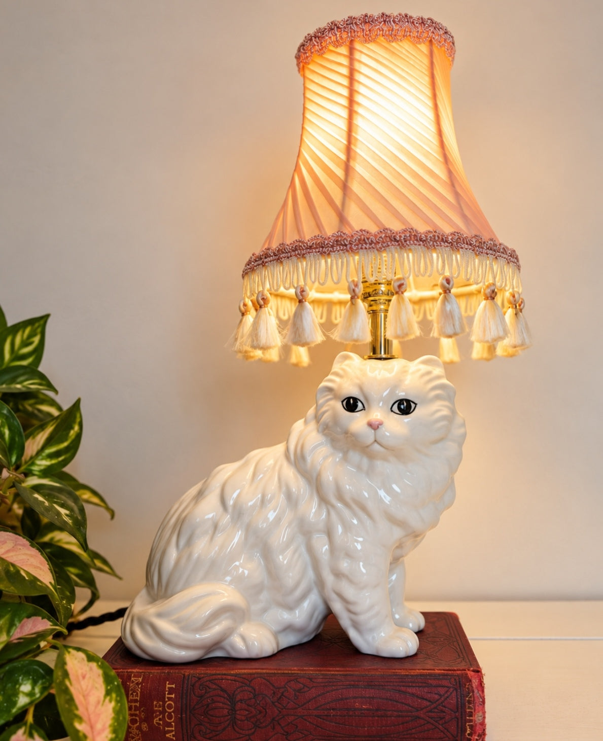 Vintage Reworked White Fluffy Persian Cat Lamp