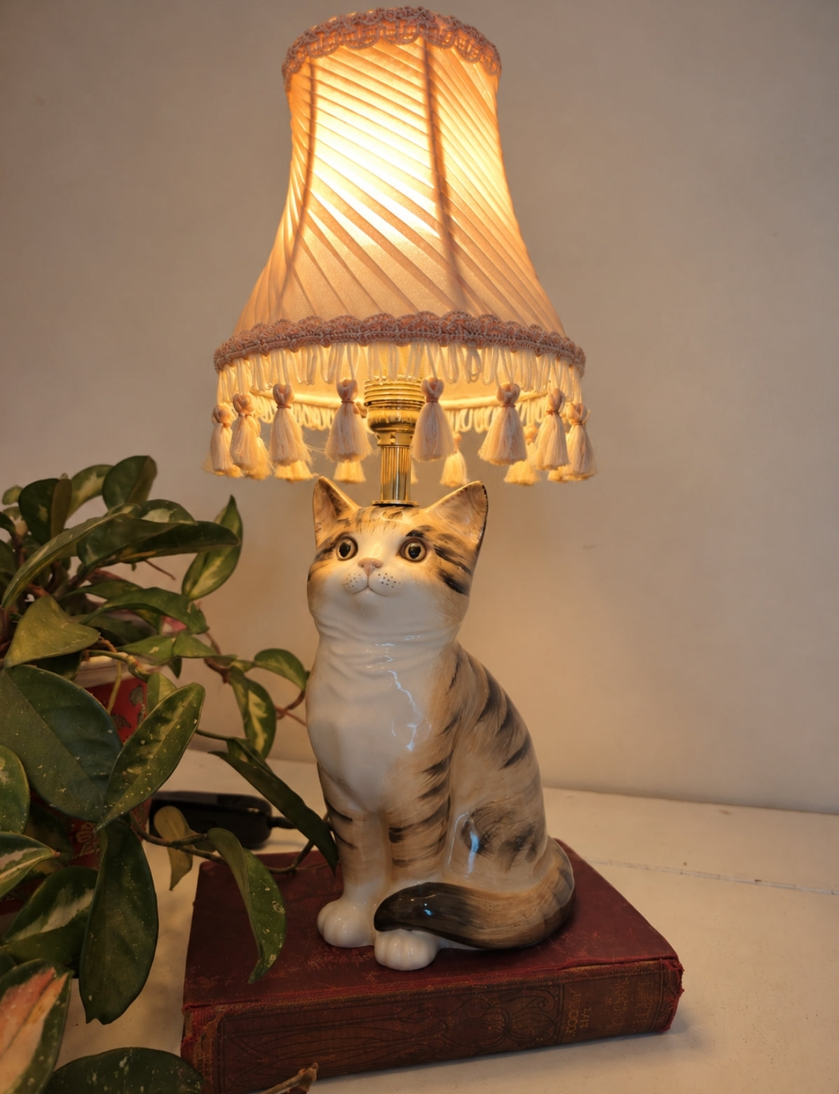 Vintage Reworked Small Tabby Cat Lamp