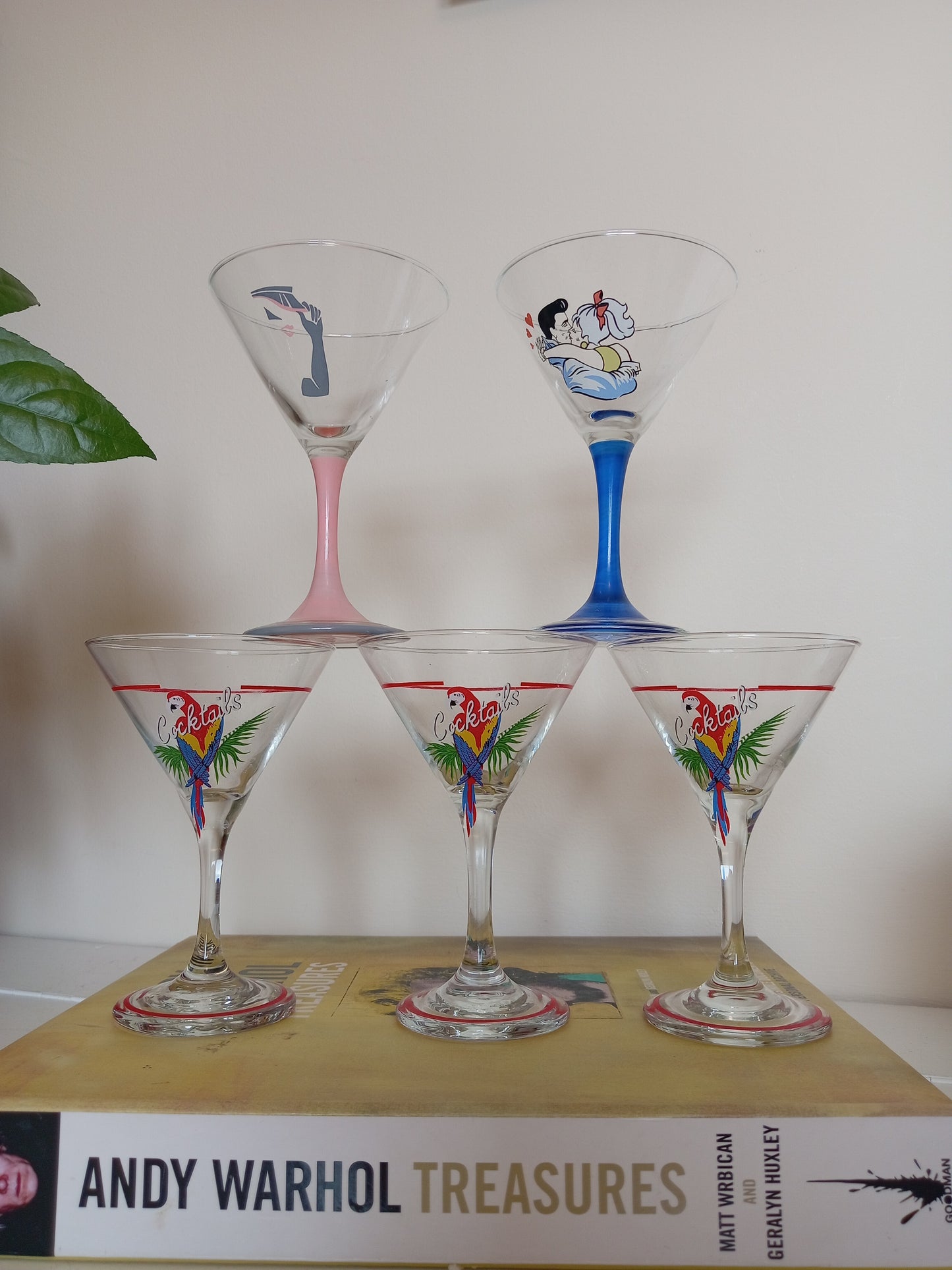 Set of 5 vintage 80's cocktail glasses