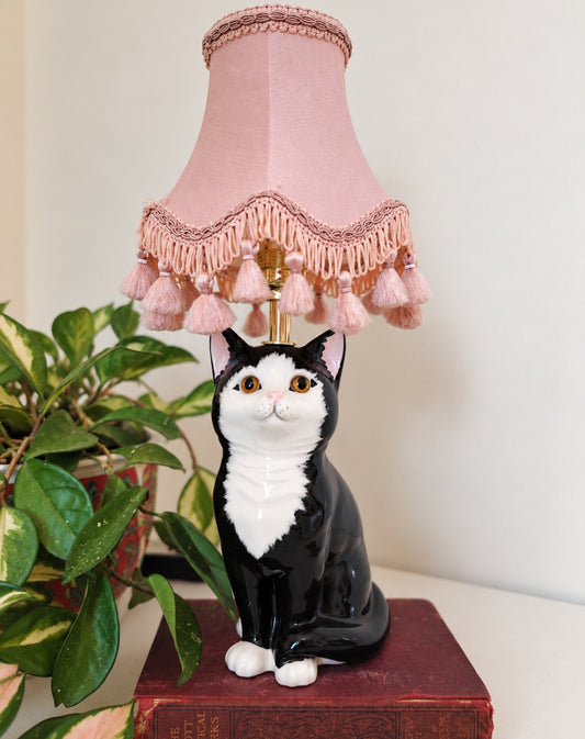 Vintage Reworked Small Tuxedo Cat Lamp 🐈‍⬛ 💕