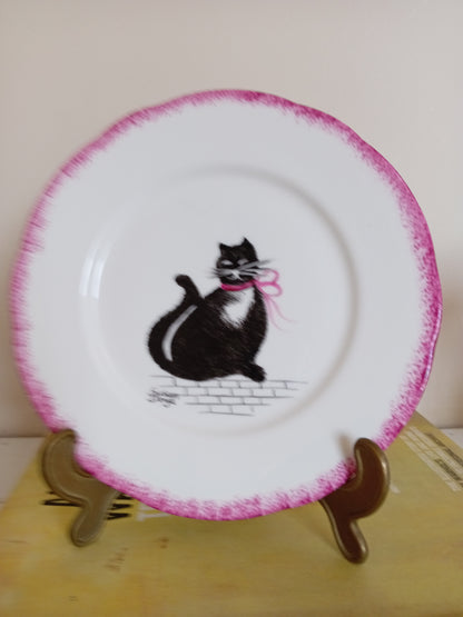 Susan Boyd Sponge ware cat plate