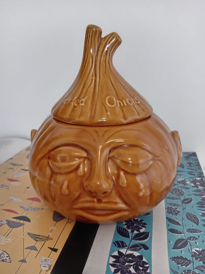 Vintage Crying Onion face pot