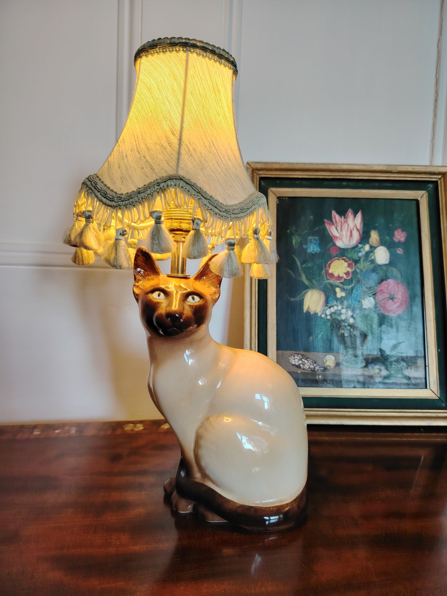 Vintage Reworked Siamese Cat Lamp