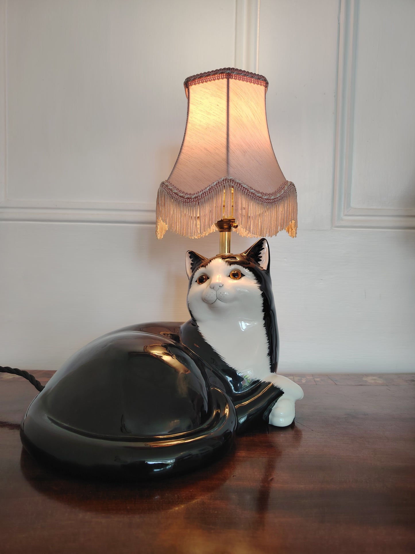 Large Vintage Reworked Lying Down Tuxedo Cat Lamp