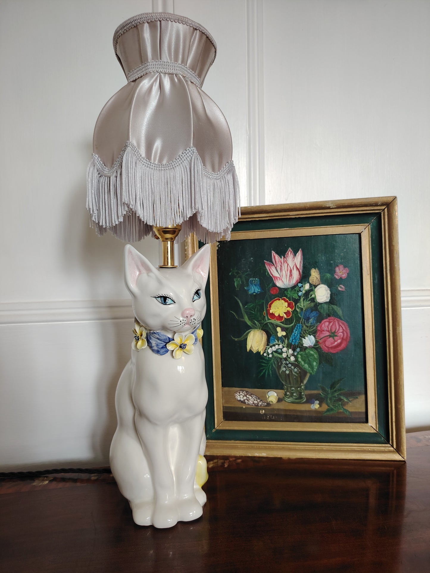 Beautiful Reworked Italian Cat Lamp with Floral Details
