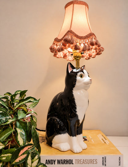 Large Vintage Reworked Tuxedo Cat Lamp 💕