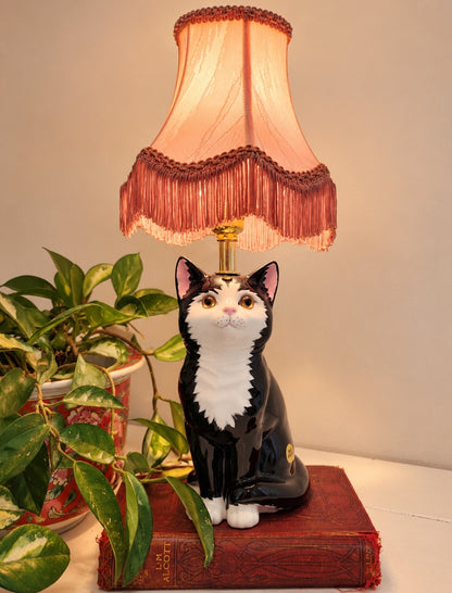 Vintage Reworked Small Tuxedo Cat Lamp 🐈‍⬛ 💕