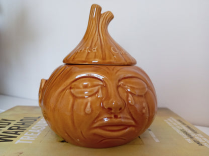 Vintage Crying Onion face pot