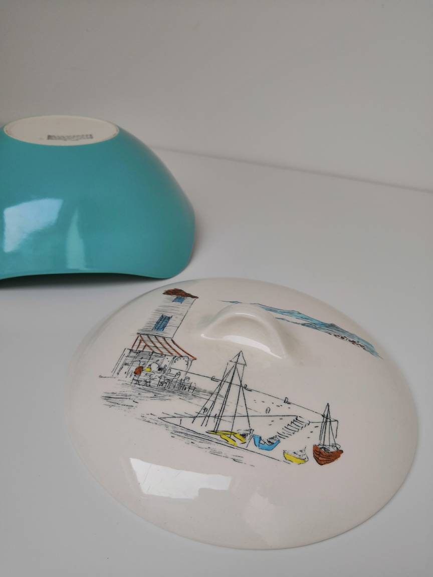 Midwinter Stylecraft "Cannes" Fashion Shape serving bowl with lid