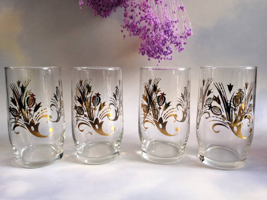 Set of 4 1950's drinking glasses with gold flower bouquet design