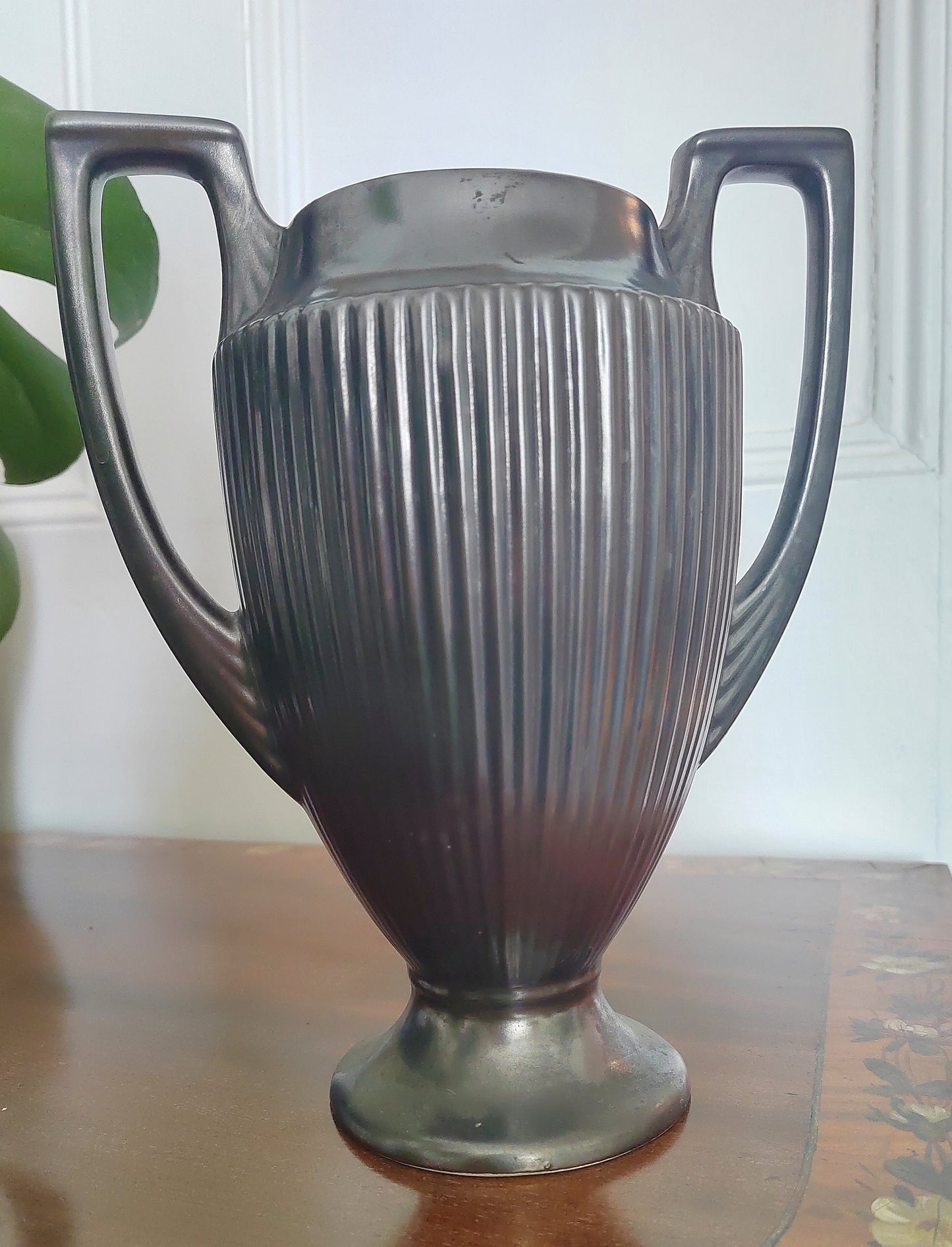 Vintage Dartmouth metallic grey twin handled trophy mantle vase